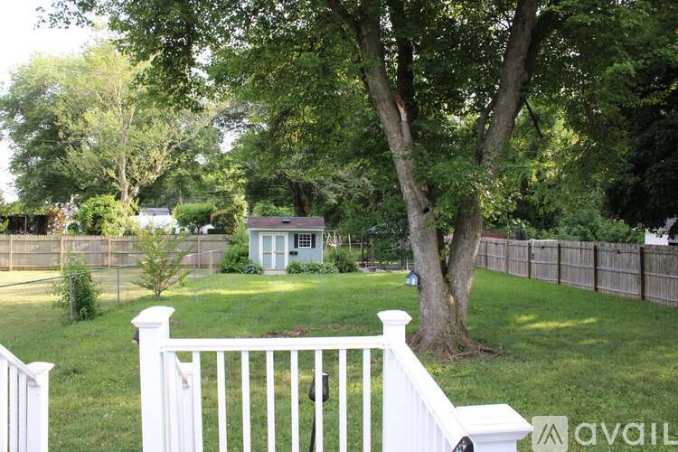 241 Sycamore Rd 3 Beds Single Family Home for Rent - Photo gallery 2