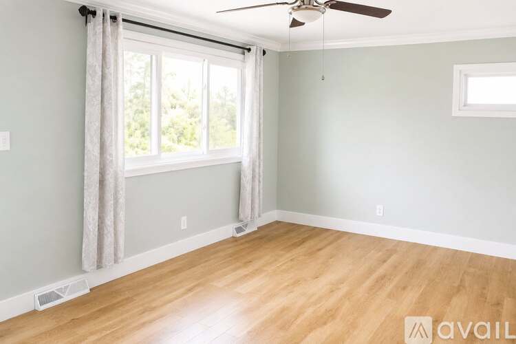241 Sycamore Rd 3 Beds Single Family Home for Rent - Photo gallery 4
