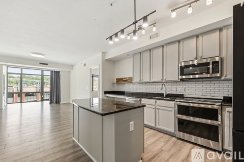 2720 South Arlington Mill Drive 2 Beds Apartment for Rent