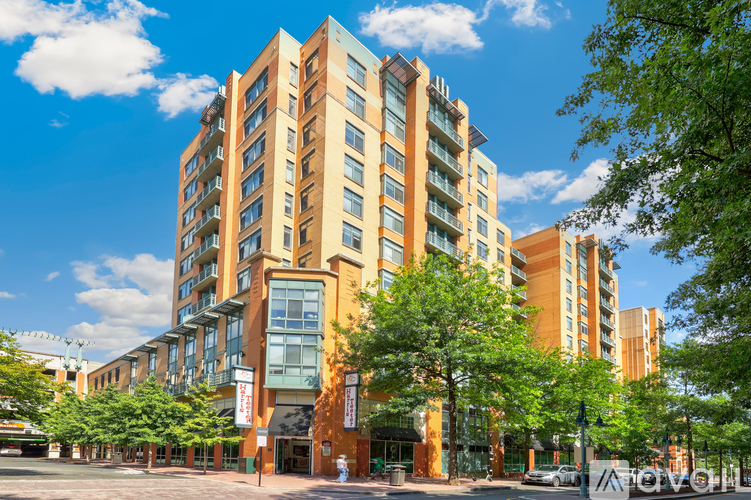 2720 South Arlington Mill Drive 2 Beds Condo for Rent - Photo gallery 2