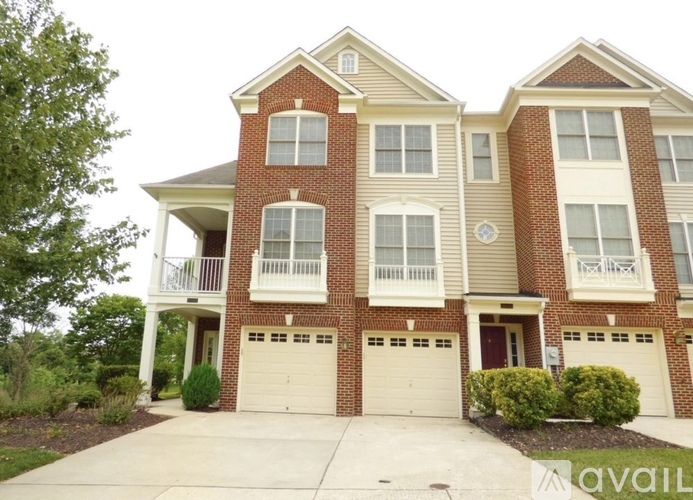 12371 Exchange Row 3 Beds Townhouse for Rent - Photo gallery 1