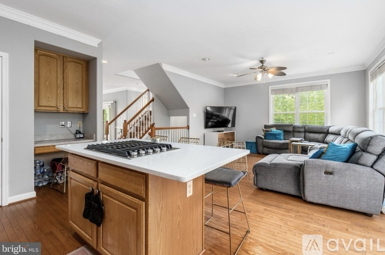 12371 Exchange Row 3 Beds Townhouse for Rent - Photo gallery 4