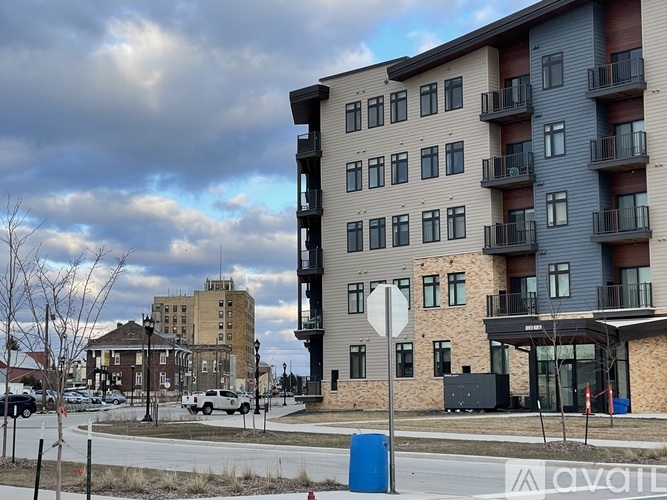 824 York St 1 Apartment for Rent - Photo gallery 3