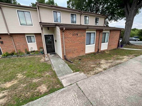 1738-C N Hamilton Street 2 Beds Apartment for Rent