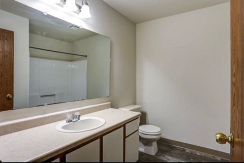 541 Woodfield Circle, Unit 541-A 2 Beds Apartment for Rent