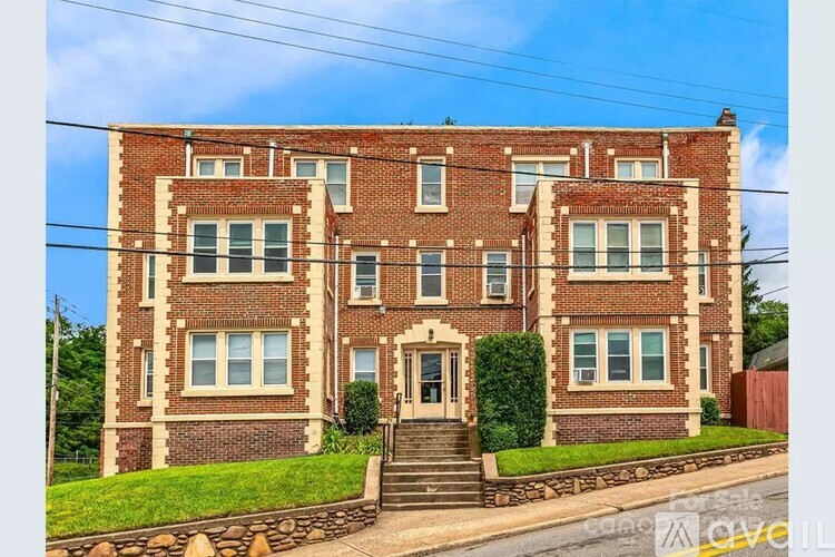 13 Newfound St 1 Apartment for Rent - Photo gallery 1