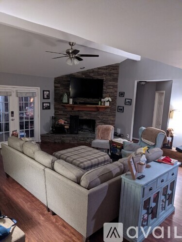 10303 Juniper Glen Dr 3 Beds Single Family Home for Rent - Photo gallery 2