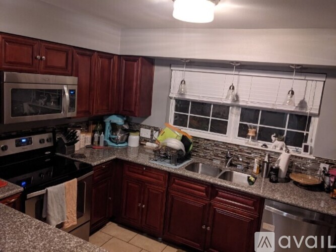 10303 Juniper Glen Dr 3 Beds Single Family Home for Rent - Photo gallery 3