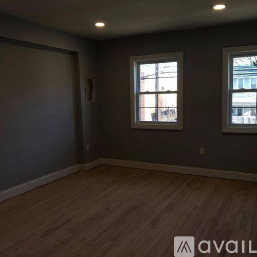 1012 48th St NE 1 Apartment for Rent - Photo gallery 3