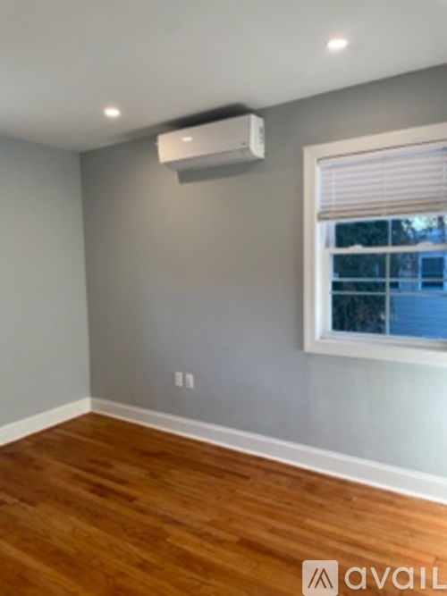 1012 48th St NE 1 Apartment for Rent - Photo gallery 5