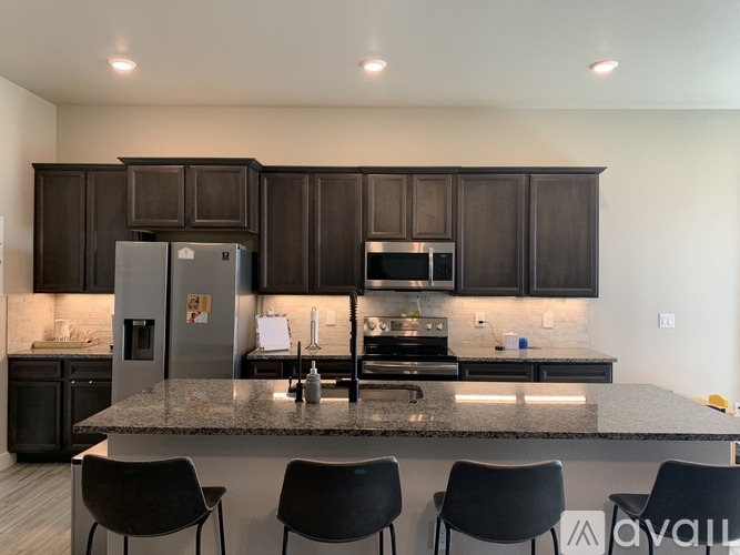 2509 Husk Street 4 Beds Single Family Home for Rent - Photo gallery 3