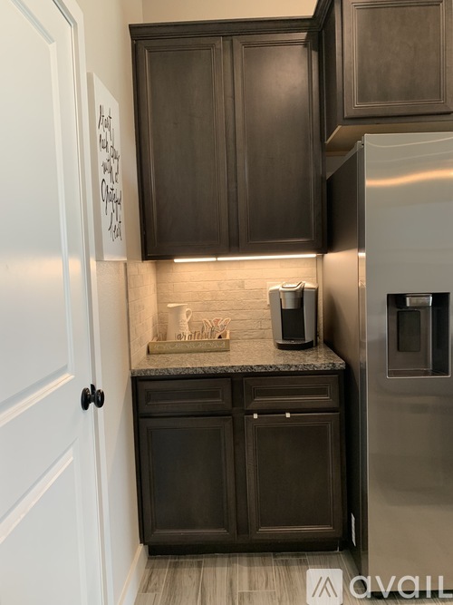 2509 Husk Street 4 Beds Single Family Home for Rent - Photo gallery 5