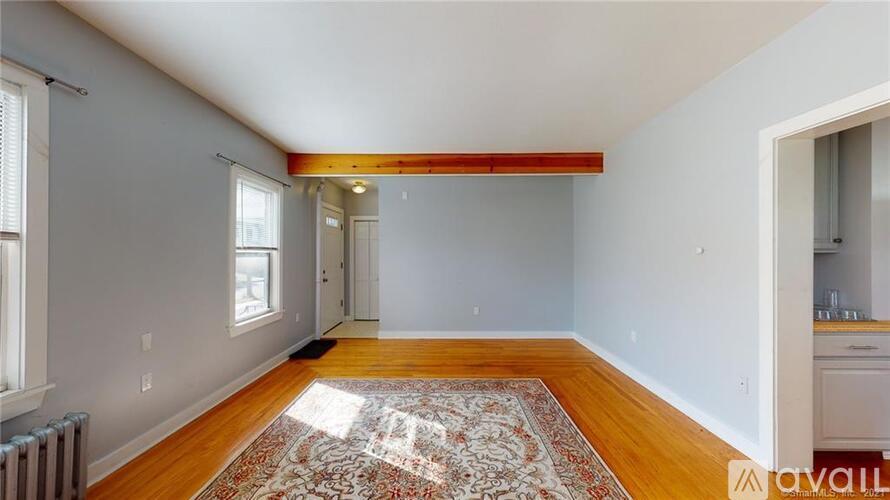 43 Mountain Street 1 Apartment for Rent - Photo gallery 4
