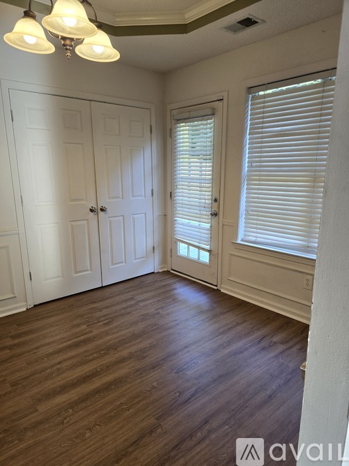 125 Hidden Creek Parkway 3 Beds Single Family Home for Rent - Photo gallery 4