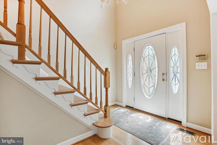 2071 Madrillon Road 5 Beds Single Family Home for Rent - Photo gallery 3