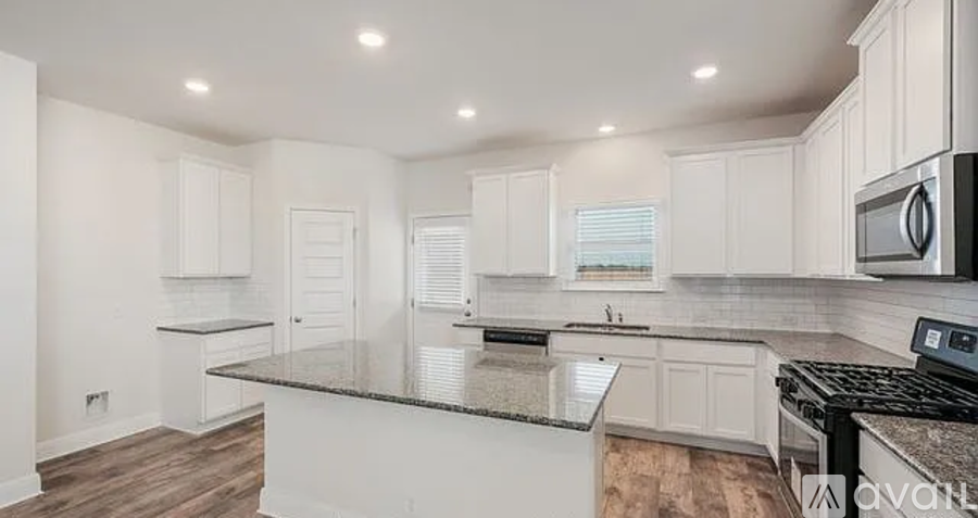 327 Colorado Cyn 4 Beds Single Family Home for Rent - Photo gallery 5
