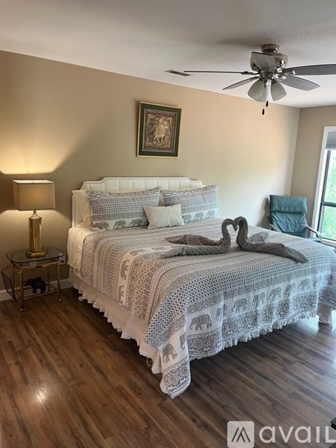 155 Ventura Drive 3 Beds Apartment for Rent
