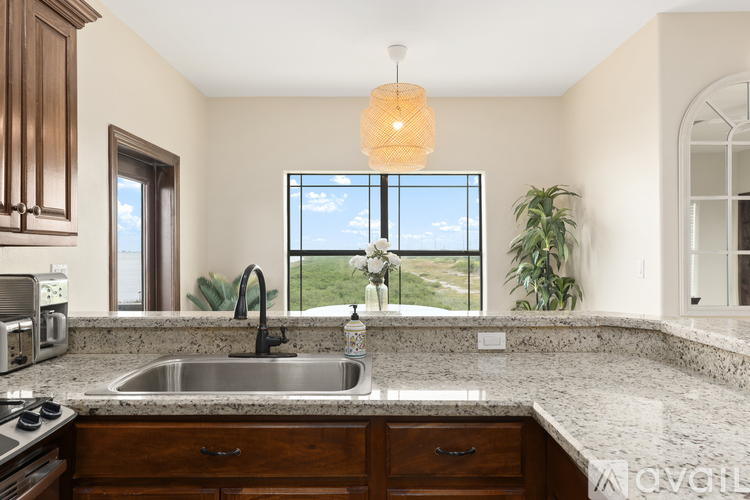 48157 E Ocean Blvd 2 Beds Apartment for Rent - Photo gallery 2