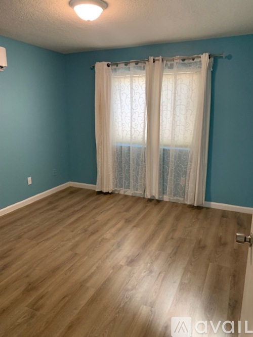 818 Knox Court Northeast 2 Beds Single Family Home for Rent - Photo gallery 2
