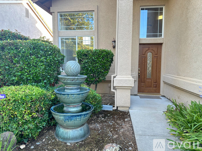 152 Oxburough Drive 3 Beds Single Family Home for Rent - Photo gallery 3