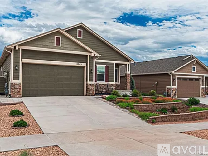 8963 Backgammon Drive 6 Beds Single Family Home for Rent - Photo gallery 2