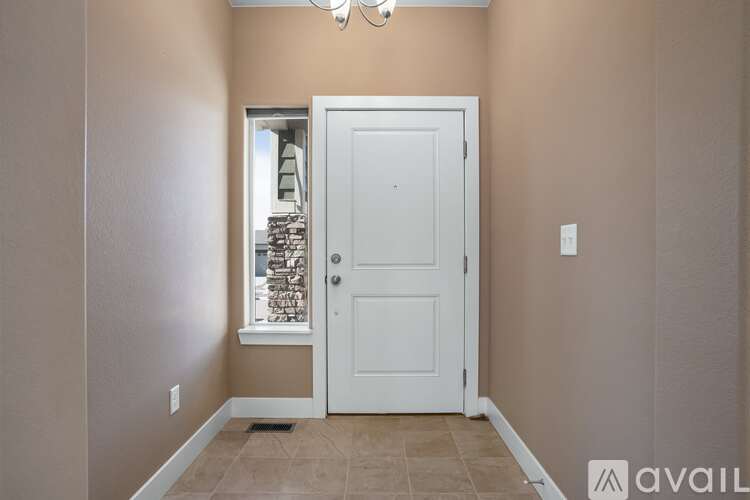 8963 Backgammon Drive 6 Beds Single Family Home for Rent - Photo gallery 4