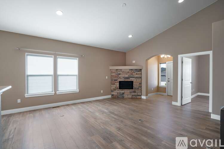 8963 Backgammon Drive 6 Beds Single Family Home for Rent - Photo gallery 5