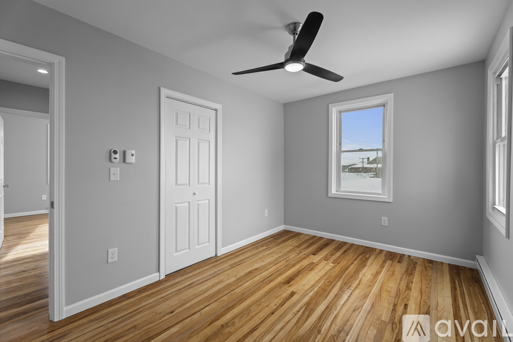 108 Main Street 2 Beds Apartment for Rent - Photo gallery 2
