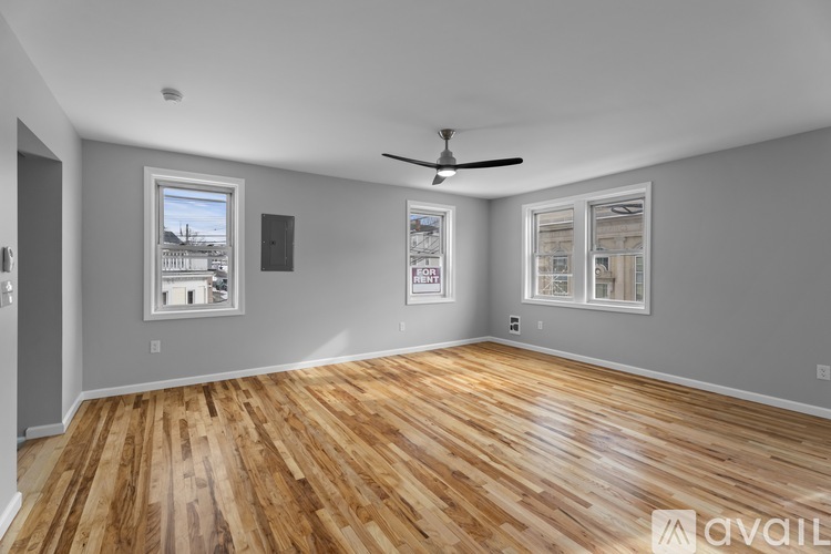 108 Main Street 2 Beds Apartment for Rent - Photo gallery 5
