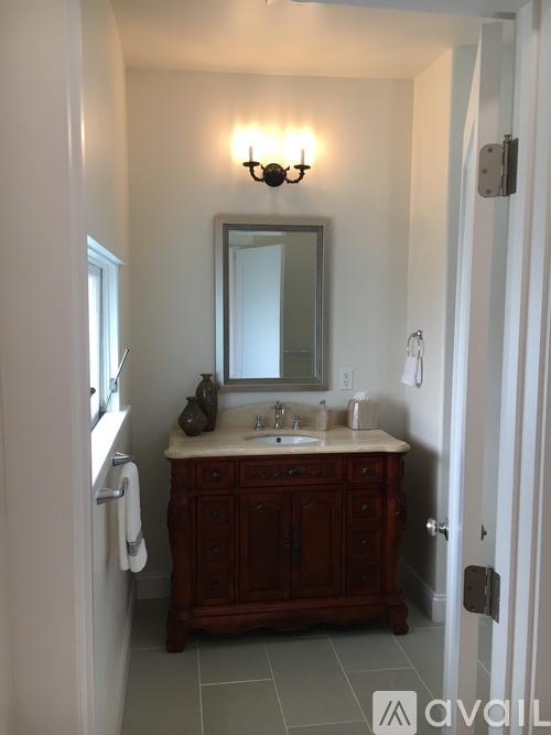 5735 NE Rodney Ave 2 Beds Single Family Home for Rent - Photo gallery 2