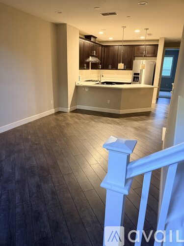 472 Rialto Pl 3 Beds Single Family Home for Rent - Photo gallery 2