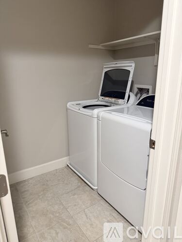 472 Rialto Pl 3 Beds Single Family Home for Rent - Photo gallery 4