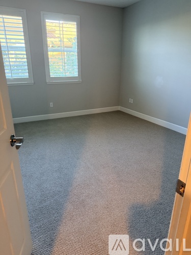472 Rialto Pl 3 Beds Single Family Home for Rent - Photo gallery 5