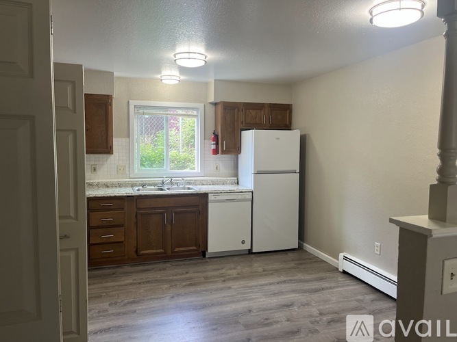 917 E 46th Ct 2 Beds Apartment for Rent - Photo gallery 2