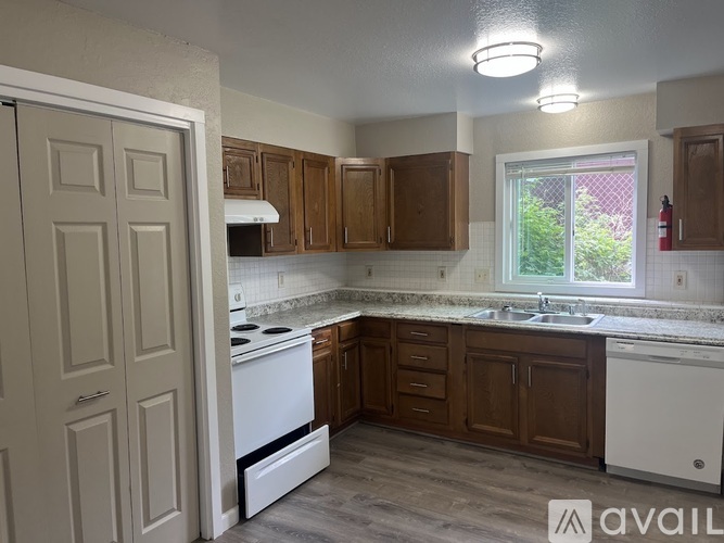 917 E 46th Ct 2 Beds Apartment for Rent - Photo gallery 4