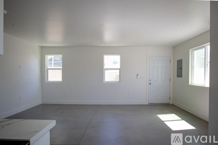 4911 Lynnfield Street 2 Beds Single Family Home for Rent - Photo gallery 5