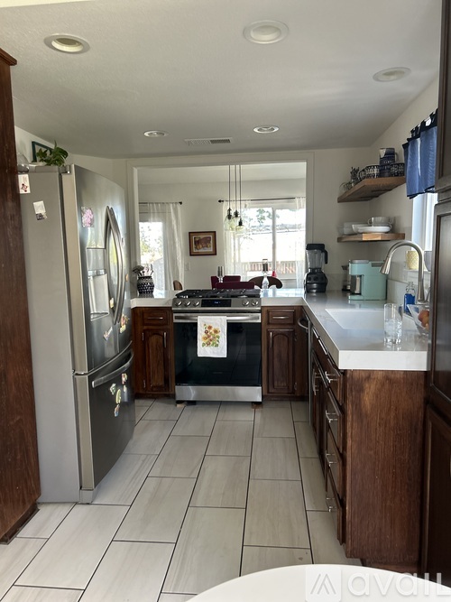 1630 E Lassen Ave 3 Beds Single Family Home for Rent - Photo gallery 3