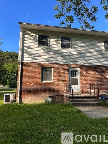 22 Town House Lane 2 Beds Apartment for Rent