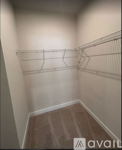 8020 Lake Laurel Ln 3 Beds Condo for Rent - Photo gallery 4