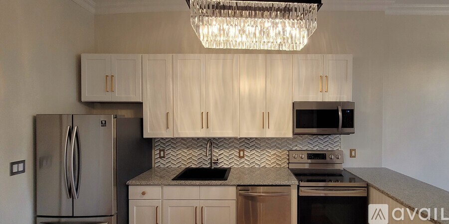 110 Baldwin St 1 Apartment for Rent - Photo gallery 4