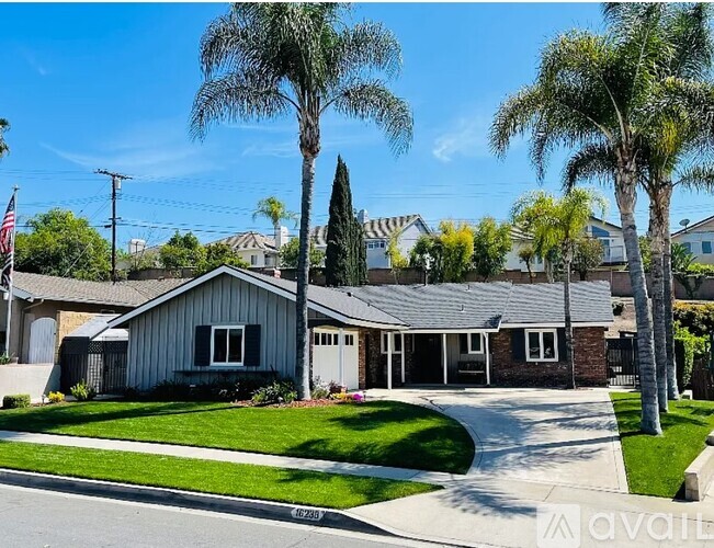 16238 Summershade Dr 3 Beds Single Family Home for Rent - Photo gallery 1