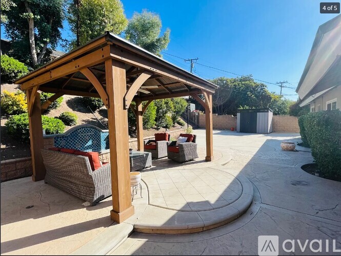 16238 Summershade Dr 3 Beds Single Family Home for Rent - Photo gallery 3