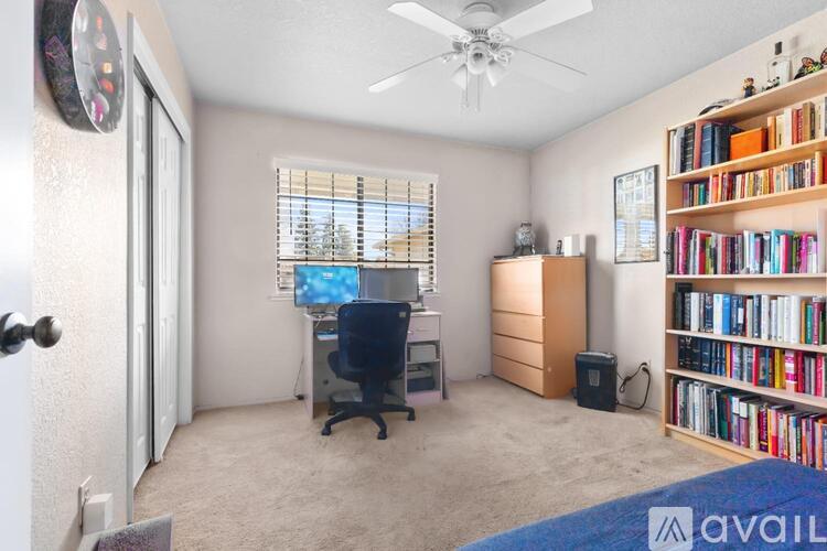 9733 Northstar Ct 3 Beds Single Family Home for Rent - Photo gallery 4