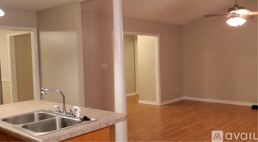 432 Spring Dr 3 Beds Single Family Home for Rent - Photo gallery 3