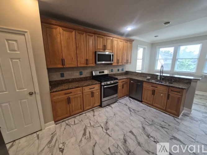3701 Hamilton Street 3 Beds Single Family Home for Rent - Photo gallery 4