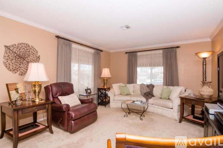 419 Makin Avenue 3 Beds Single Family Home for Rent - Photo gallery 4