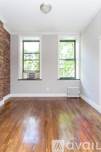 250 Mott St 1 Apartment for Rent - Photo gallery 2