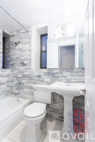 250 Mott St 1 Apartment for Rent - Photo gallery 3