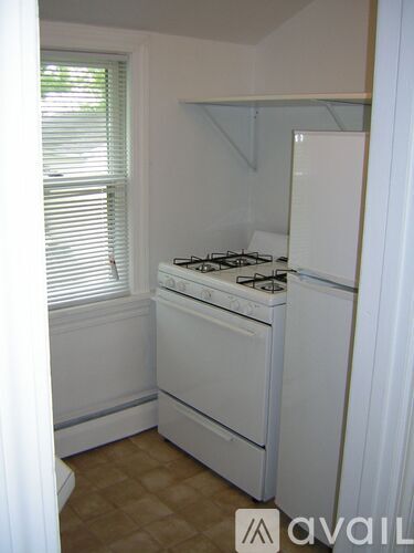527 Hall Ave 1 Apartment for Rent - Photo gallery 3