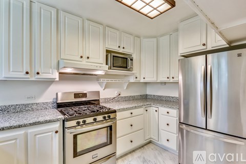 10412 Montrose Avenue 3 Beds Apartment for Rent